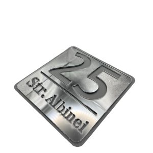 numar-de-casa-nova-negru-argintiu-alb-satinat-16x16cm